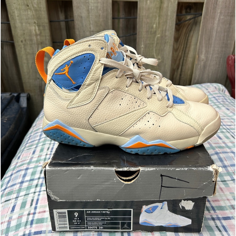 Jordan 7 Retro Pacific Blue
Size 9